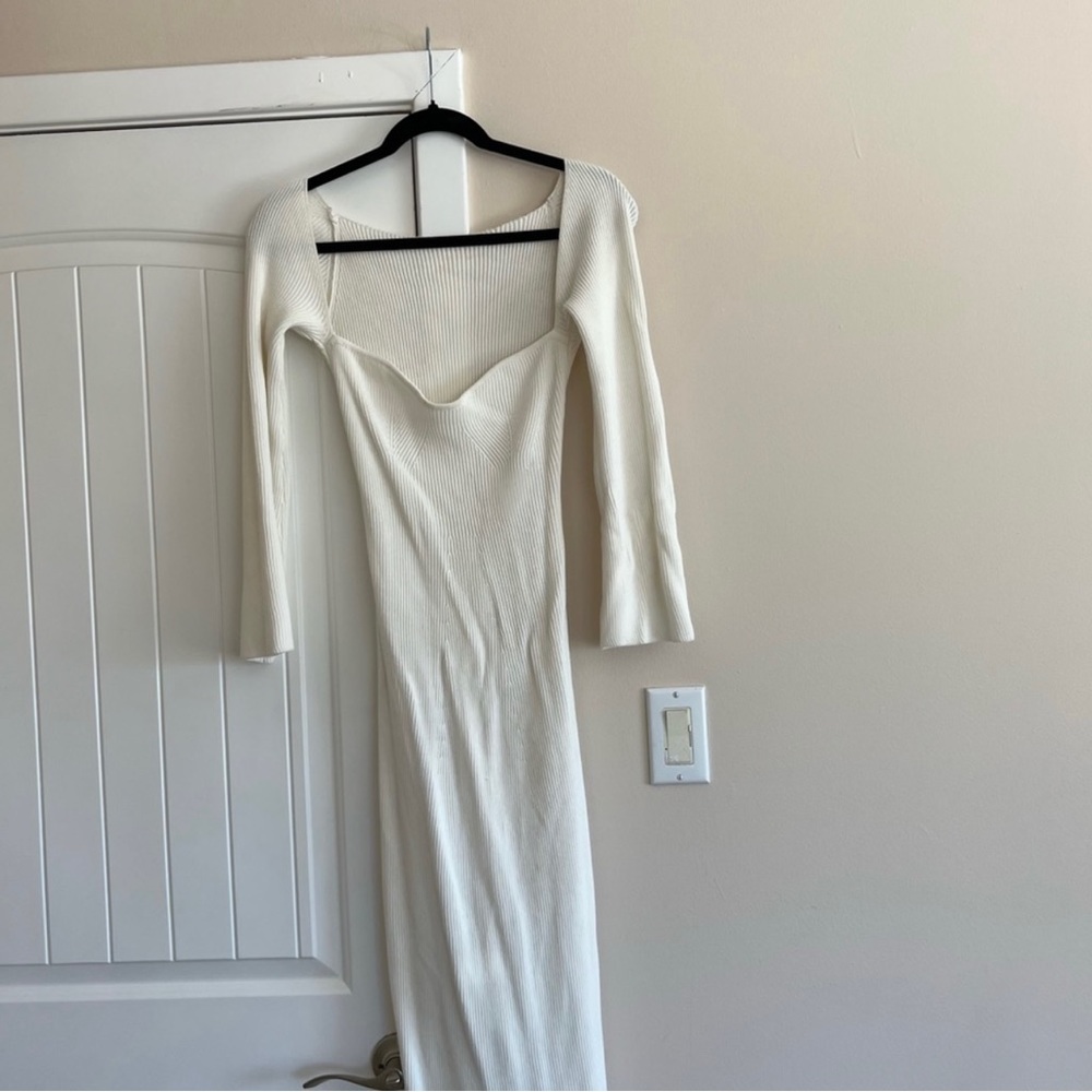 Source unknown white dress